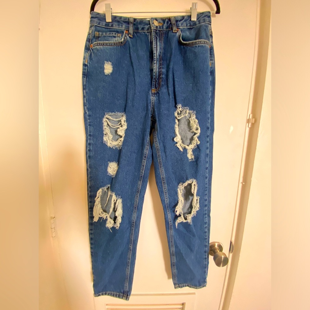BDG Urban Outfitters “Mom Hi Rise” jeans. Classic traditional look